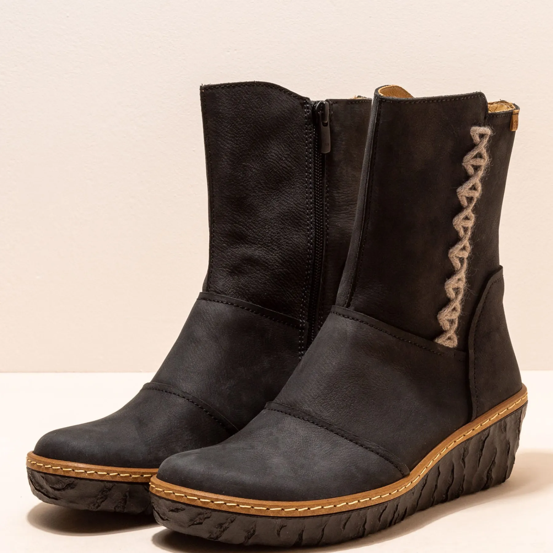 Mujer El Naturalista 5165 Myth Yggdrasil