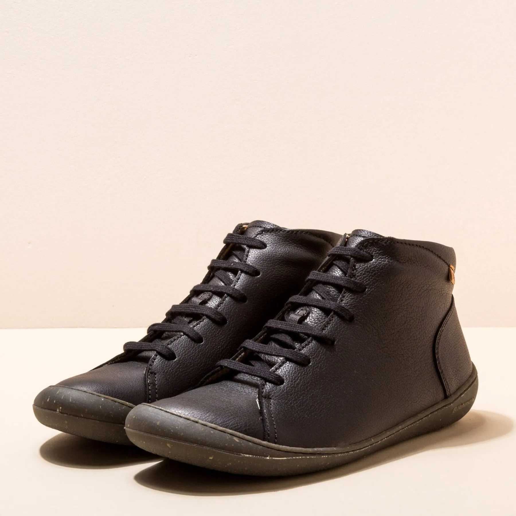 Mujer El Naturalista 5773 Pawikan