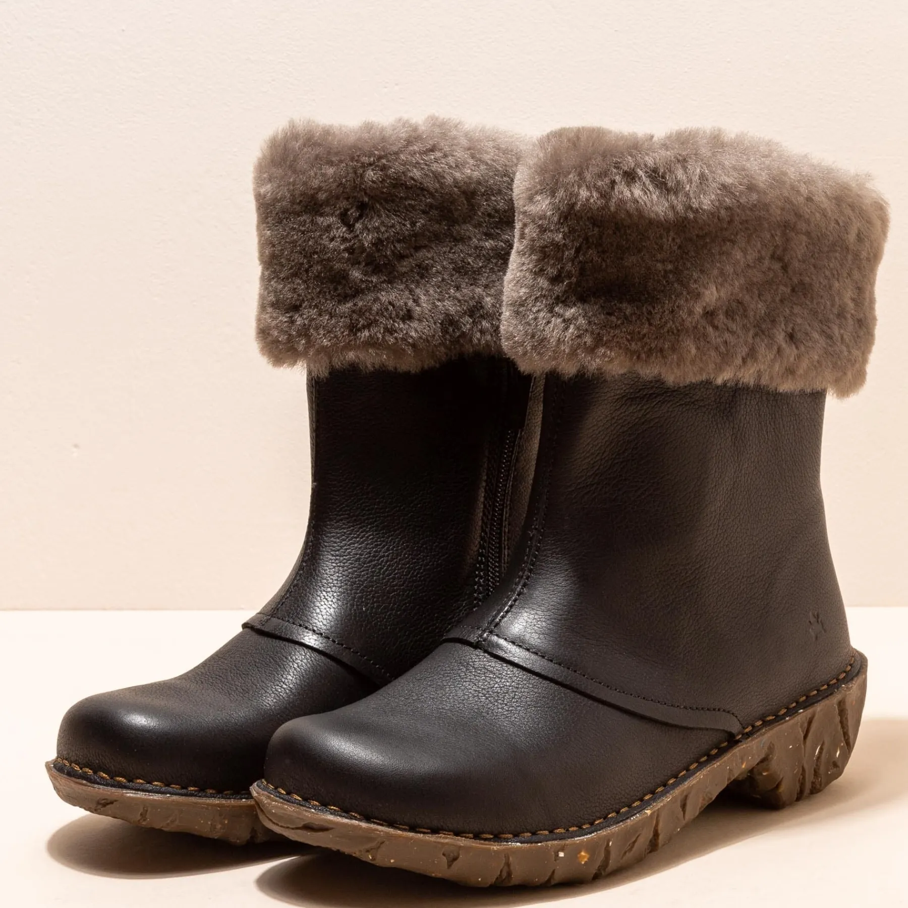 Mujer El Naturalista 5412 Yggdrasil